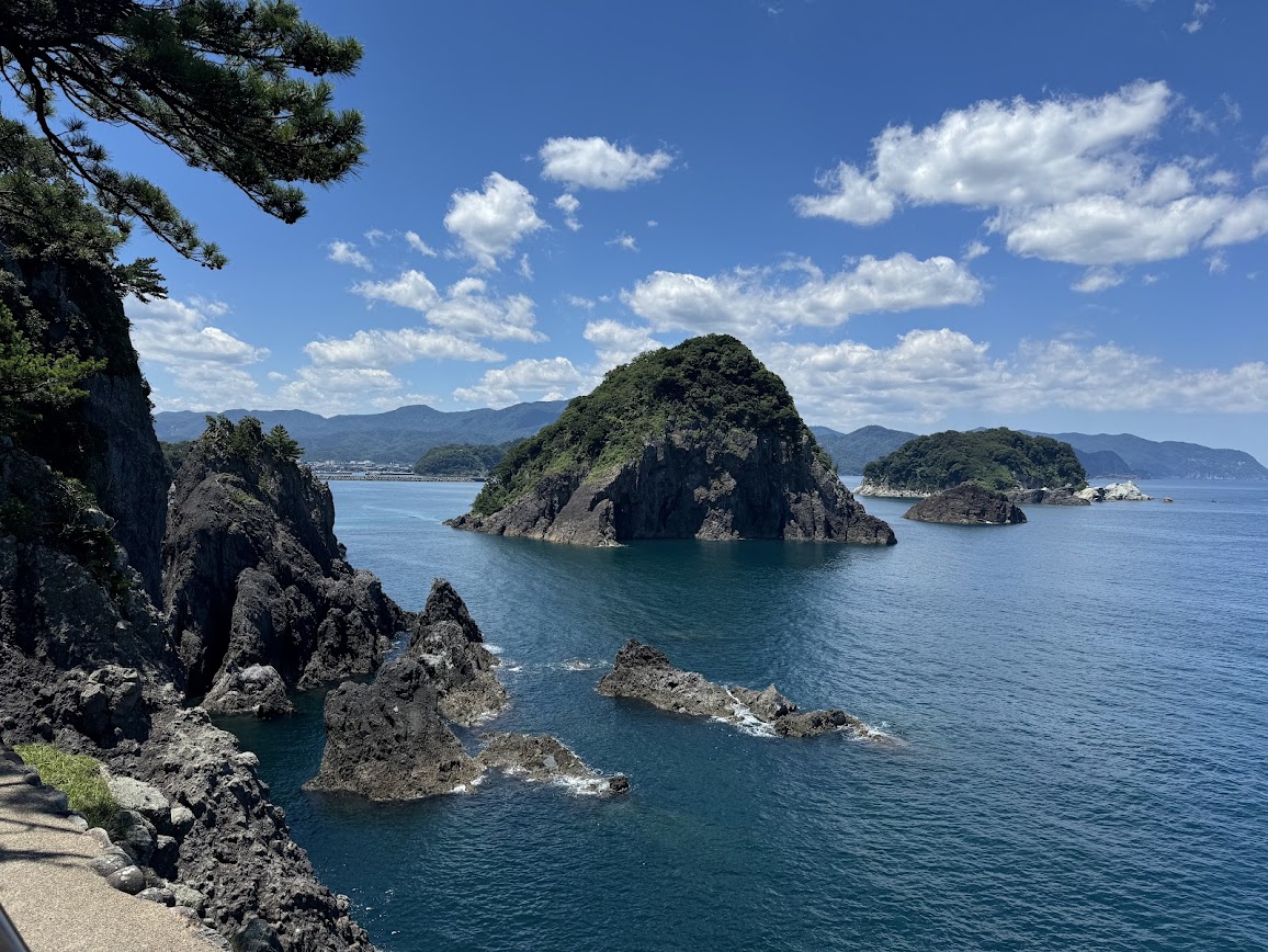 大引の鼻、西側の風景