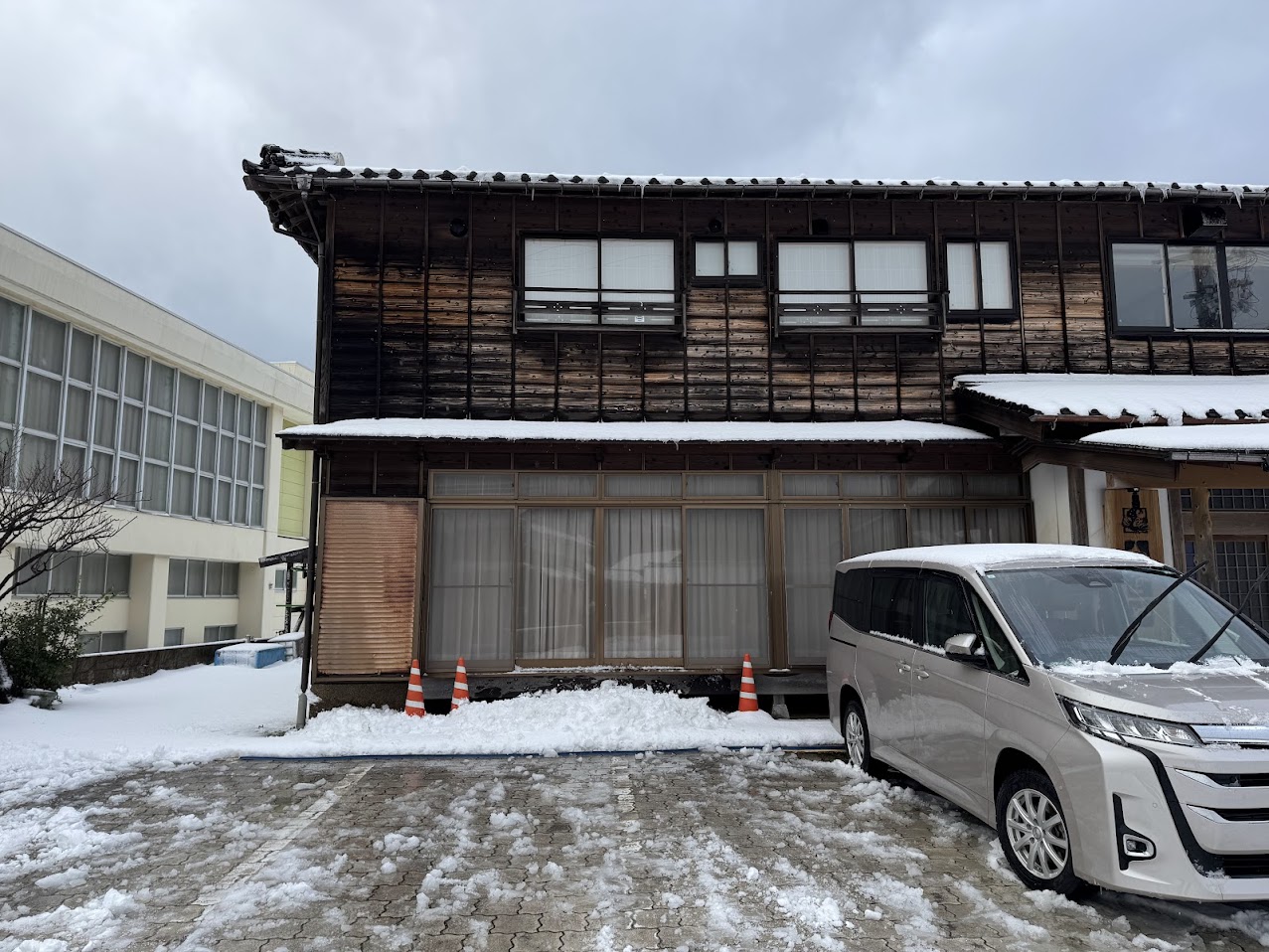 除雪直後のかどや駐車場